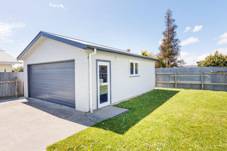 Photo of property in 10 Rennie Avenue, Milson, Palmerston North, 4414