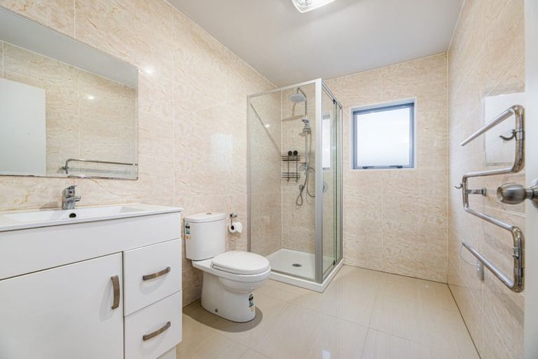 Photo of property in 110a Royal Road, Massey, Auckland, 0614