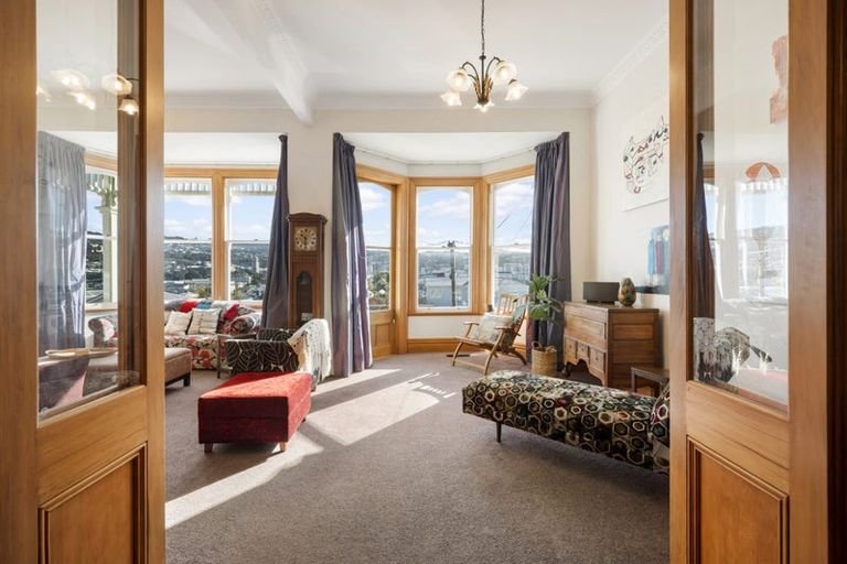 Photo of property in 71 Austin Street, Mount Victoria, Wellington, 6011