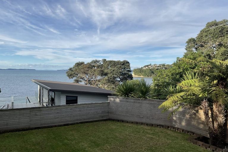 Photo of property in 9 Hibiscus Avenue, Snells Beach, 0920