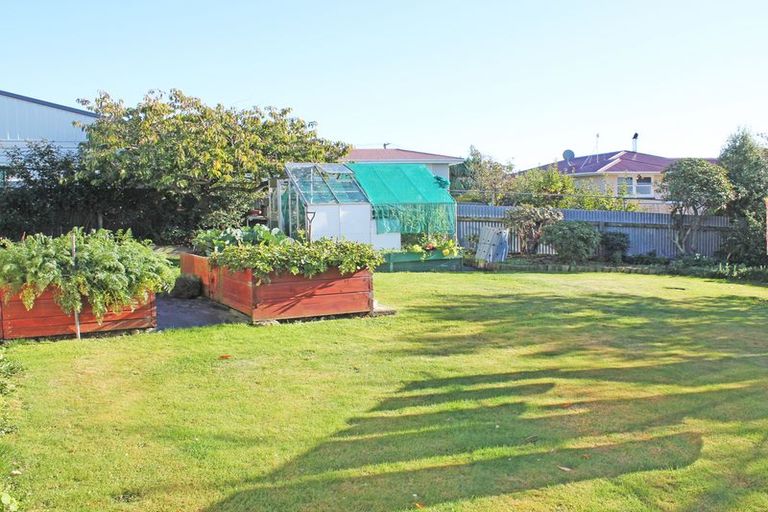 Photo of property in 4 Burn Street, Holmes Hill, Oamaru, 9401