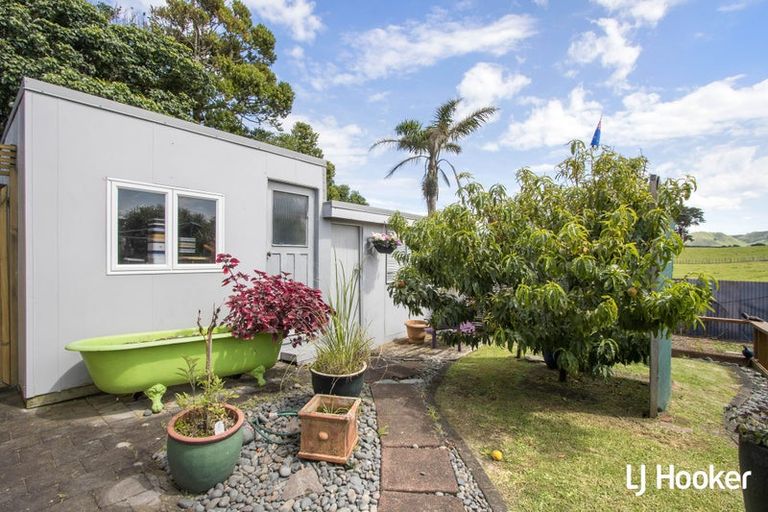 Photo of property in 126 Seaforth Road, Waihi Beach, 3611