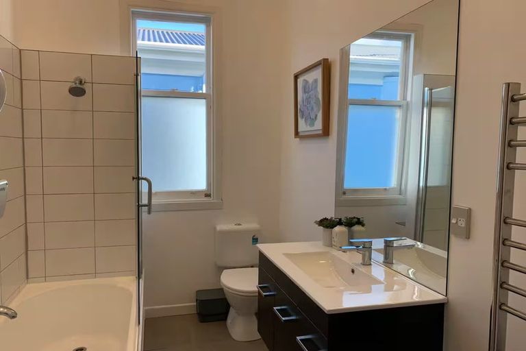 Photo of property in 178 Tasman Street, Mount Cook, Wellington, 6021