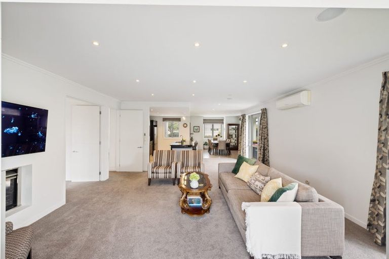 Photo of property in 33 Applefield Court, Northwood, Christchurch, 8051