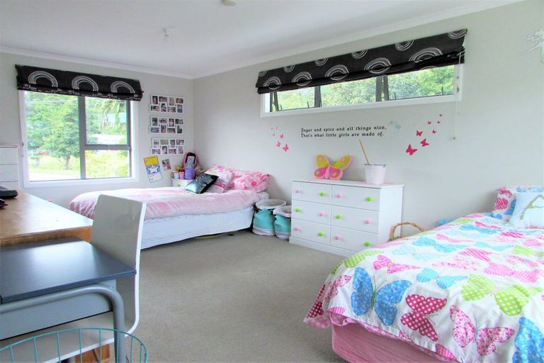 Photo of property in 183 Riverside Drive, Waterloo, Lower Hutt, 5011