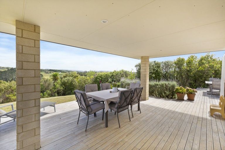 Photo of property in 82 Daniel Parade, Mangawhai, Wellsford, 0975