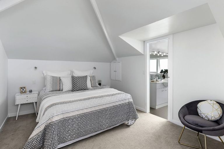 Photo of property in 56 Mitchell Street, Brooklyn, Wellington, 6021