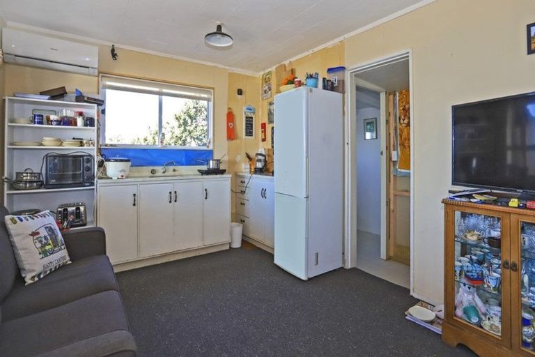 Photo of property in 431 Pukehina Parade, Pukehina, Te Puke, 3189