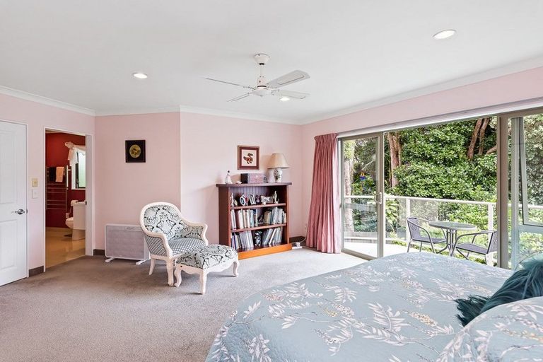 Photo of property in 3 Koromiko Glen, Waikanae, 5036