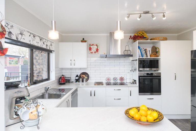 Photo of property in 166b Fitzherbert Avenue, West End, Palmerston North, 4410