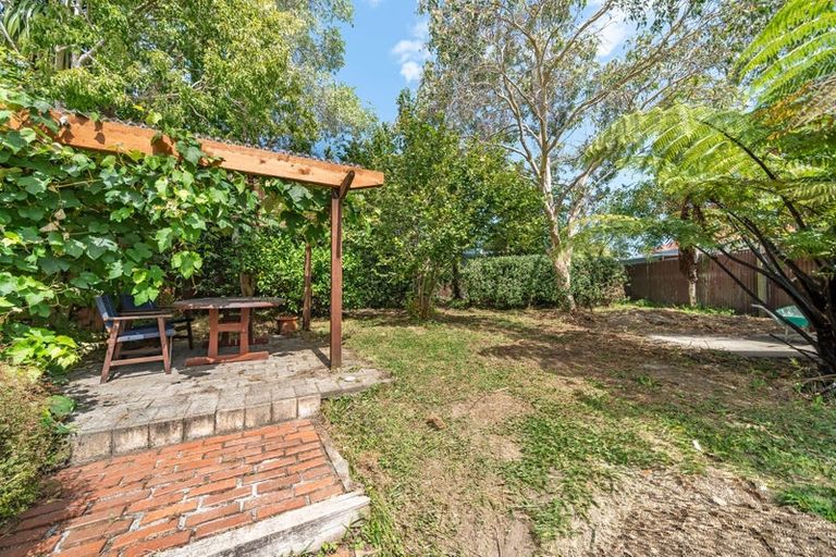 Photo of property in 1084 Fergusson Drive, Clouston Park, Upper Hutt, 5018