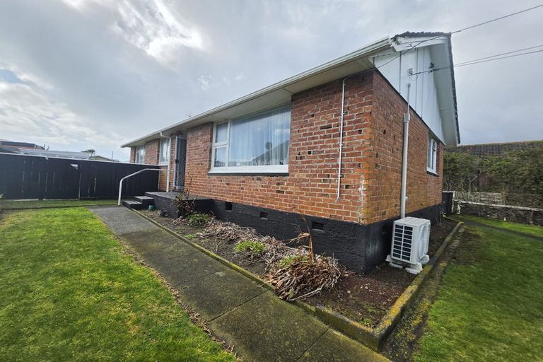 Photo of property in 180 Puriri Street, Castlecliff, Whanganui, 4501