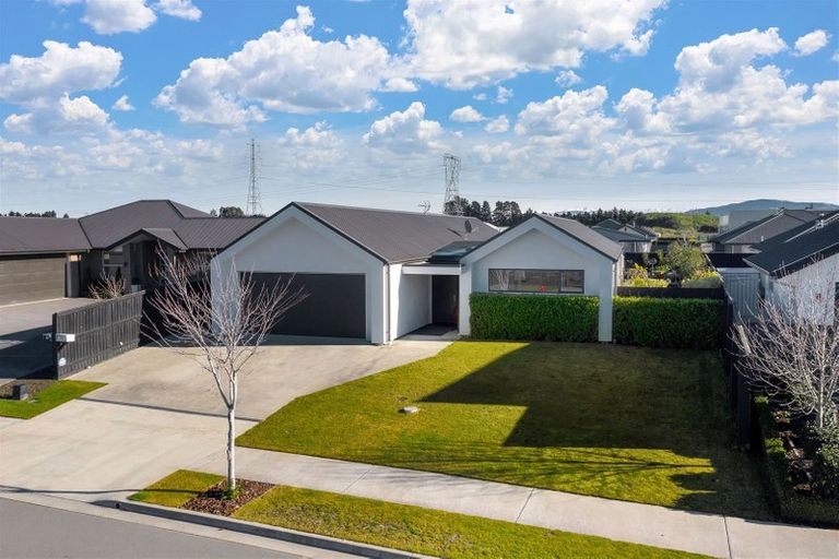 Photo of property in 17 Churchill Drive, Rangiora, 7400