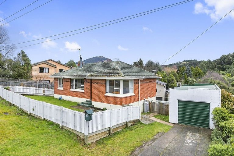 Photo of property in 61 Martin Road, Fairfield, Dunedin, 9018