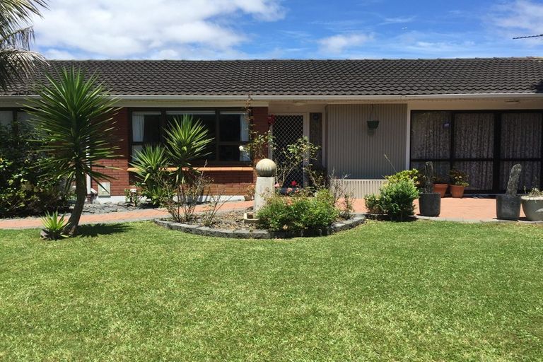 Photo of property in 36 Maugham Drive, Bucklands Beach, Auckland, 2014