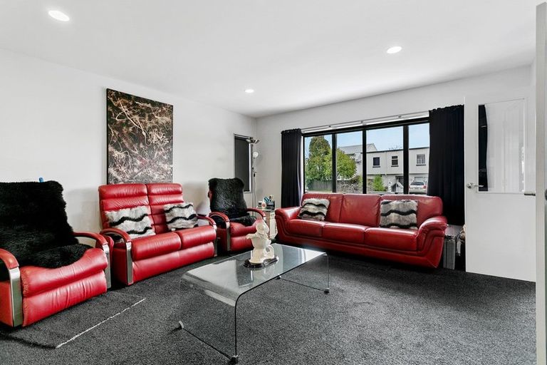 Photo of property in 36 Aubrey Crescent, Rainbow Point, Taupo, 3330