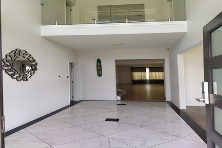 Photo of property in 14 Golden Morning Drive, Albany Heights, Auckland, 0632