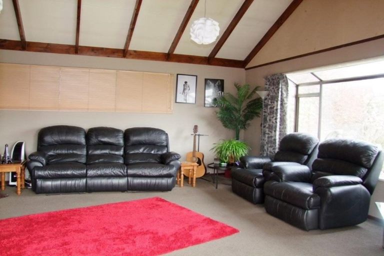 Photo of property in 76 Ajax Street, Milton, 9220