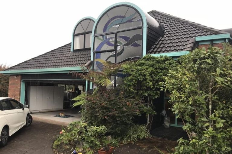 Photo of property in 3/2 Dallinghoe Crescent, Milford, Auckland, 0620