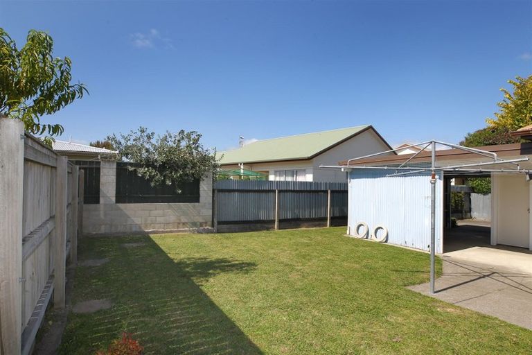 Photo of property in 2/114 Park Road South, Akina, Hastings, 4122