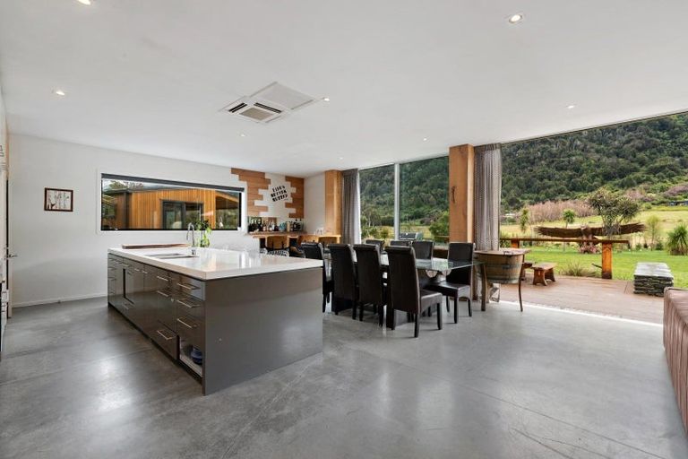 Photo of property in 46 Tui Drive, Mount Creighton, Queenstown, 9371