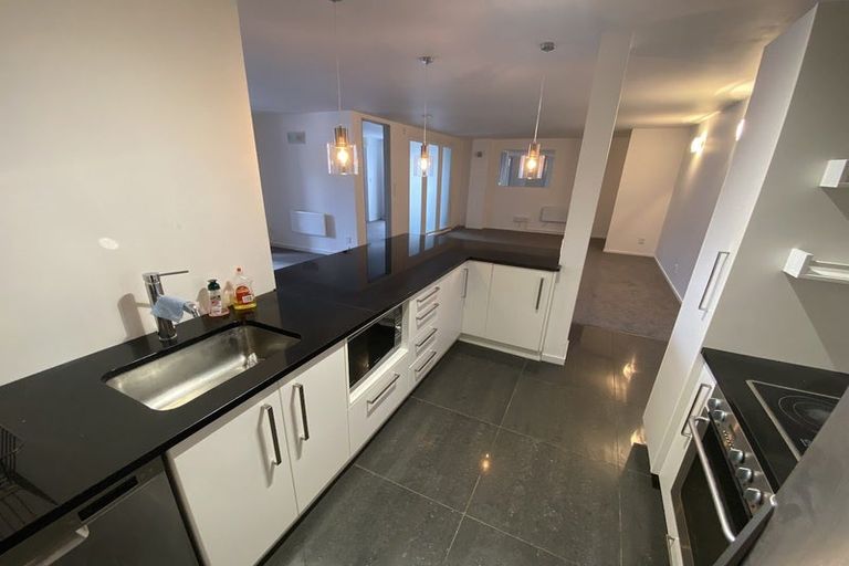 Photo of property in 6/8b Lipman Street, Mount Victoria, Wellington, 6011