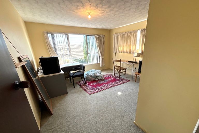 Photo of property in 11 Witbrock Crescent, Burnside, Christchurch, 8053