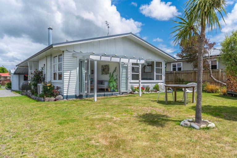 Photo of property in 2 Hinau Place, Lansdowne, Masterton, 5810