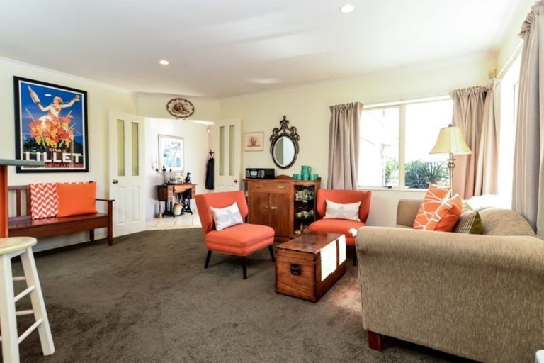 Photo of property in 19 Mangakoea Place, St Andrews, Hamilton, 3200