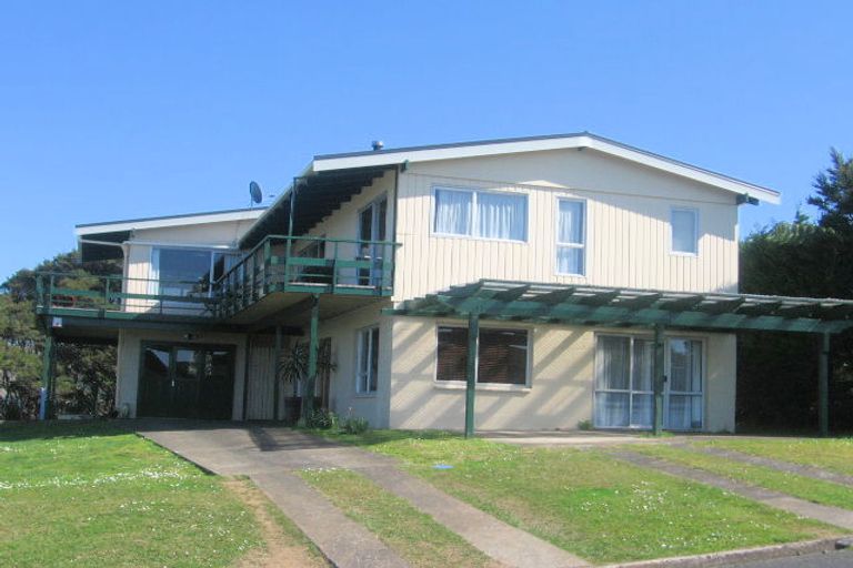 Photo of property in 4 Rimu Street, Whitianga, 3510