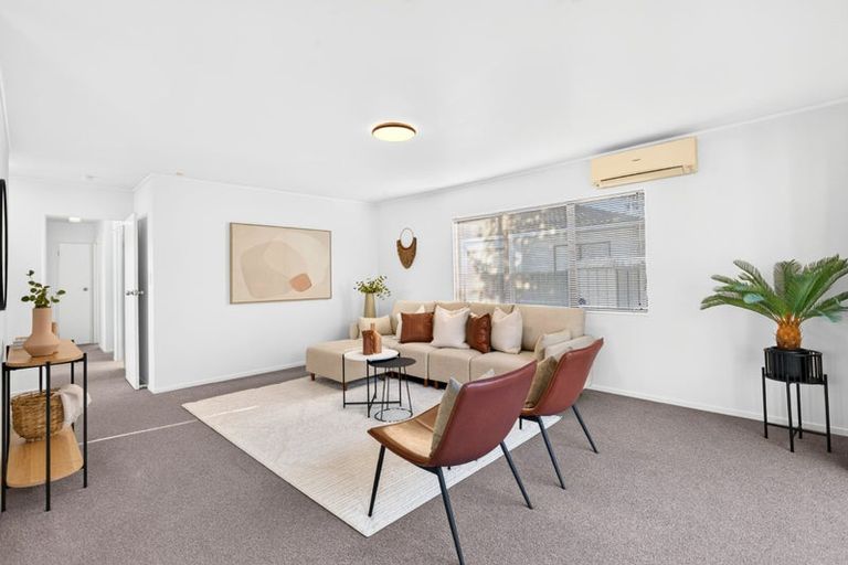 Photo of property in 1/273 Hobsonville Road, Hobsonville, Auckland, 0618