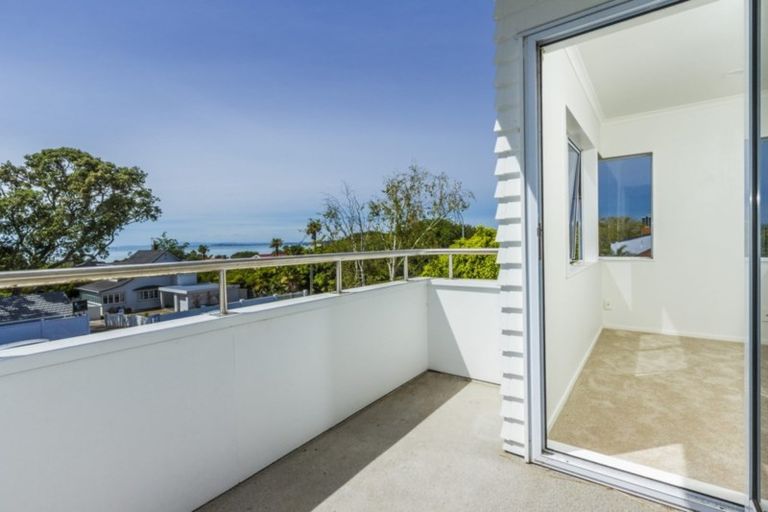 Photo of property in 234 Hurstmere Road, Takapuna, Auckland, 0622