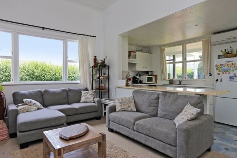 Photo of property in 1018 Railway Road South, Longlands, Hastings, 4120