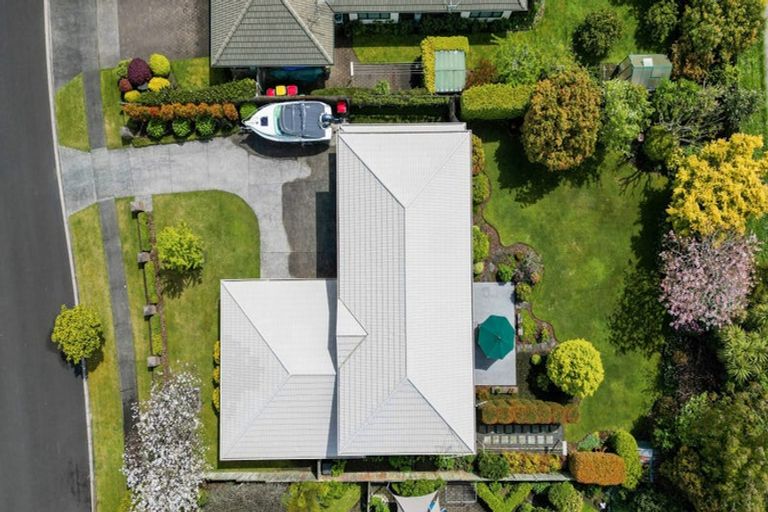 Photo of property in 5 Fernwater Place, Flagstaff, Hamilton, 3210