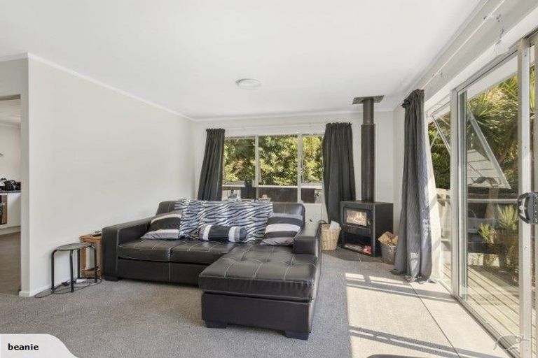 Photo of property in 18b August Street, Stokes Valley, Lower Hutt, 5019