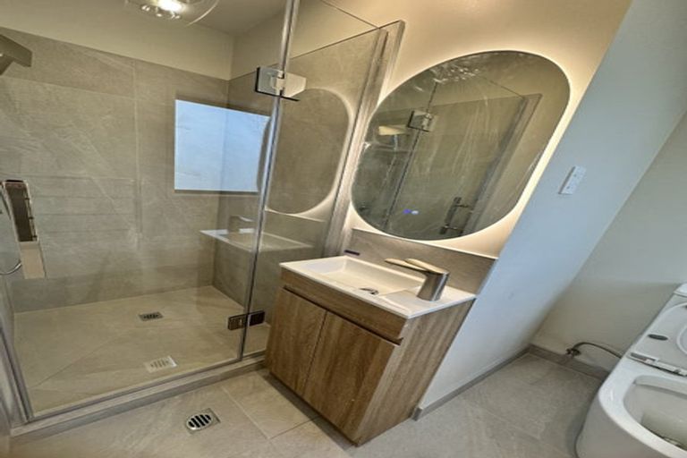 Photo of property in 10b Helleur Road, Massey, Auckland, 0614