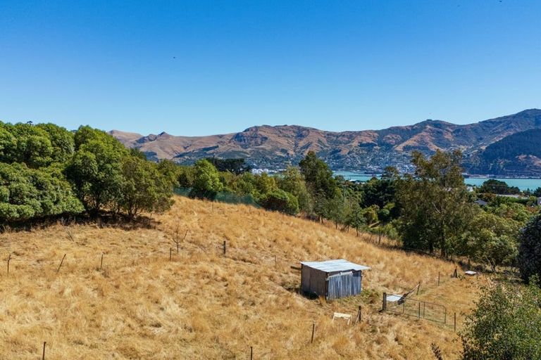 Photo of property in 33 Te Papau Crescent, Diamond Harbour, 8972