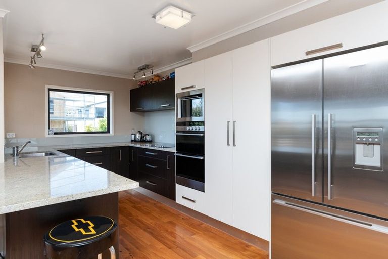 Photo of property in 56 Western Road, Bellevue, Tauranga, 3110
