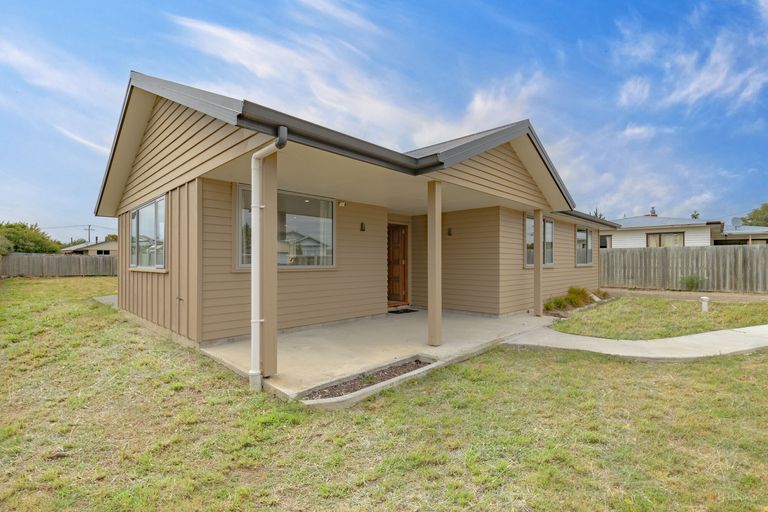 Photo of property in 15 Rhodes Street, Pareora, 7912