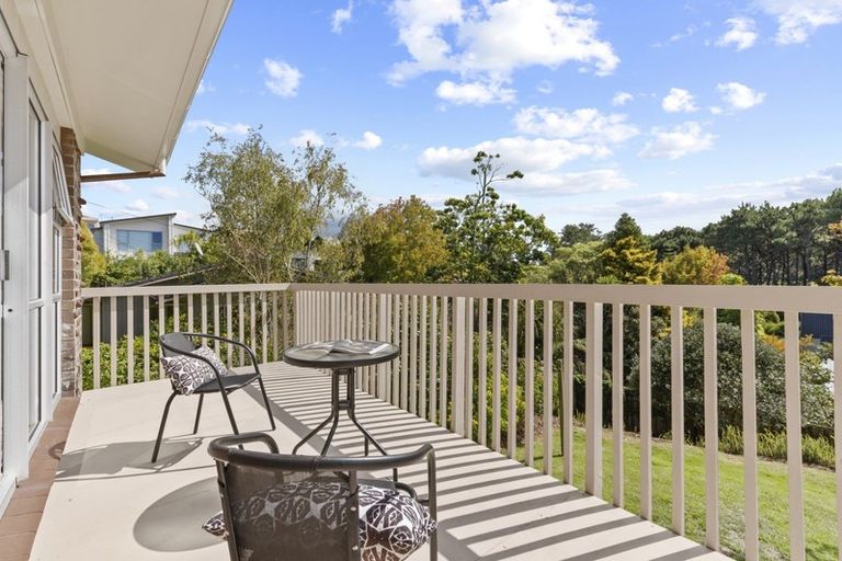 Photo of property in 24 Aberdeen Road, Campbells Bay, Auckland, 0620