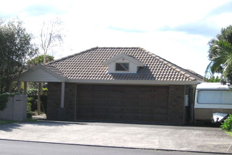 Photo of property in 12 Spinnaker Drive, Te Atatu Peninsula, Auckland, 0610