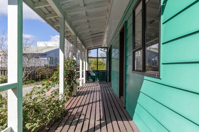 Photo of property in 15 Pitoitoi Street, Otaihanga, Paraparaumu, 5036