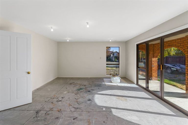 Photo of property in 7 Broadhaven Avenue, Parklands, Christchurch, 8083