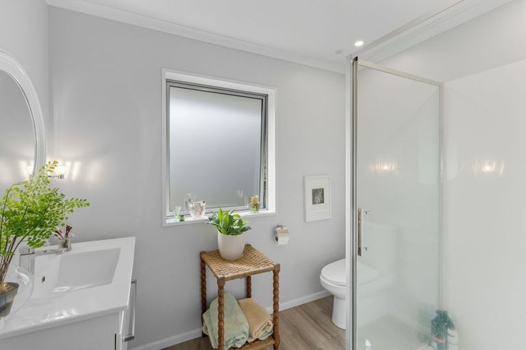 Photo of property in 42 Bronco Drive, Aidanfield, Christchurch, 8025