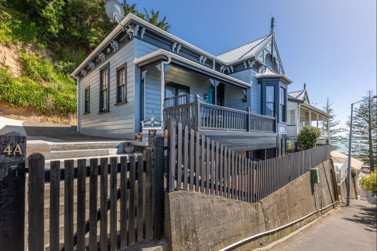 Photo of property in 4a Seaview Terrace, Bluff Hill, Napier, 4110