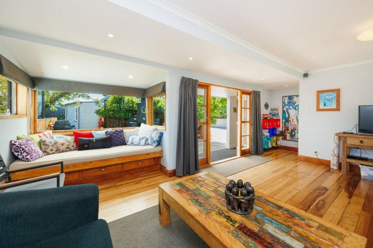 Photo of property in 35 Shortt Street, Foxton Beach, Foxton, 4815