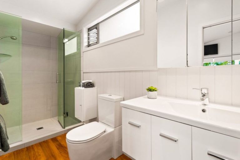 Photo of property in 1/6 Montrose Terrace, Mairangi Bay, Auckland, 0630