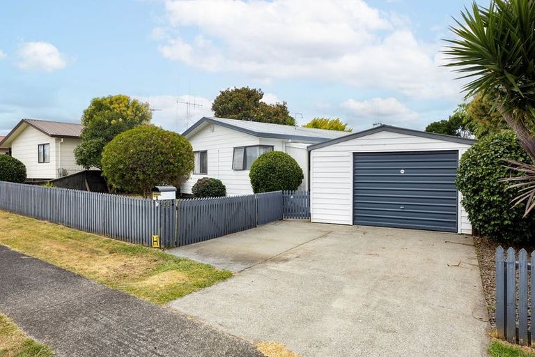 Photo of property in 3 Caulfield Place, Nawton, Hamilton, 3200