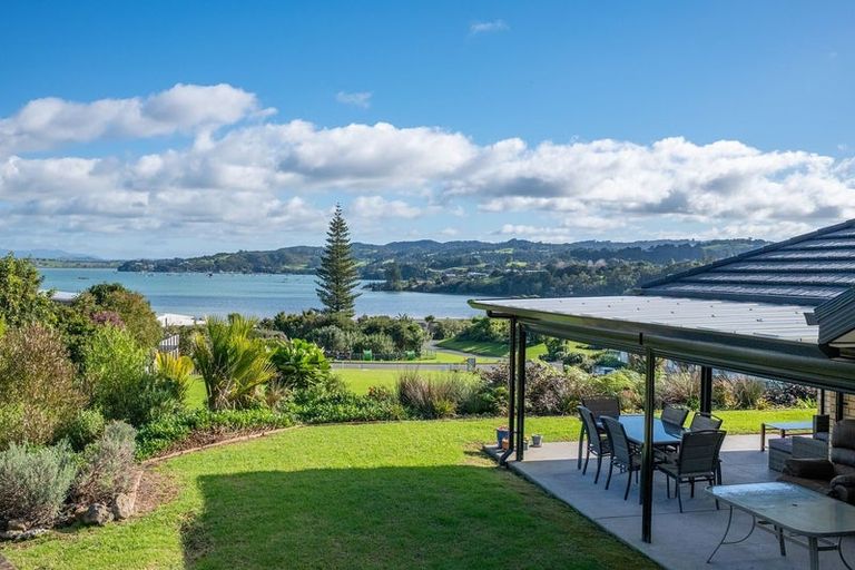 Photo of property in 31 Muritai Road, Parua Bay, Whangarei, 0174