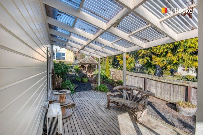 Photo of property in 290 Gladstone Road North, Mosgiel, 9092